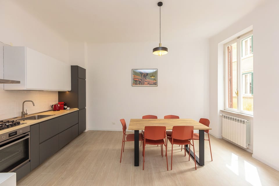 Apartment | Dining room