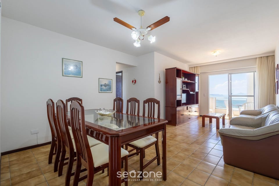 Apartment | Dining