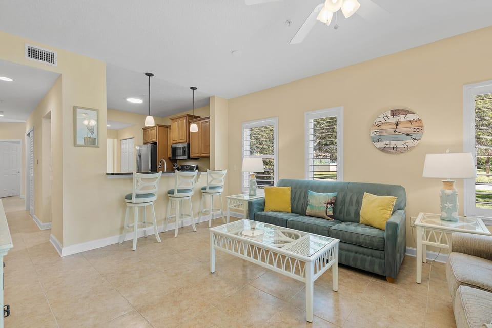 Condo, Multiple Beds (Bouchelle Island 125) | Living area