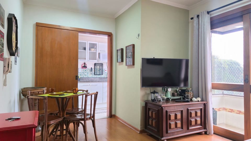 Apartment | Dining