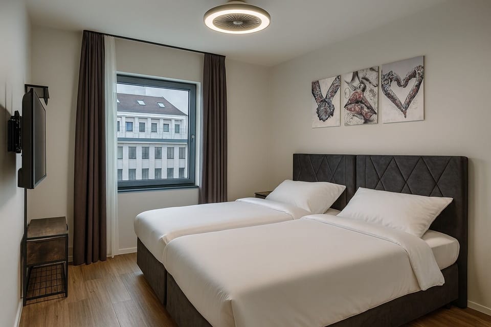 La Plaza24 Bed and Breakfast in Neuss