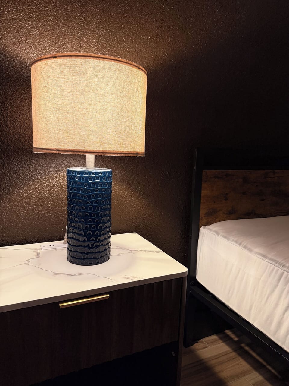 Deluxe Double Room, Valley View | Desk, laptop workspace, free WiFi