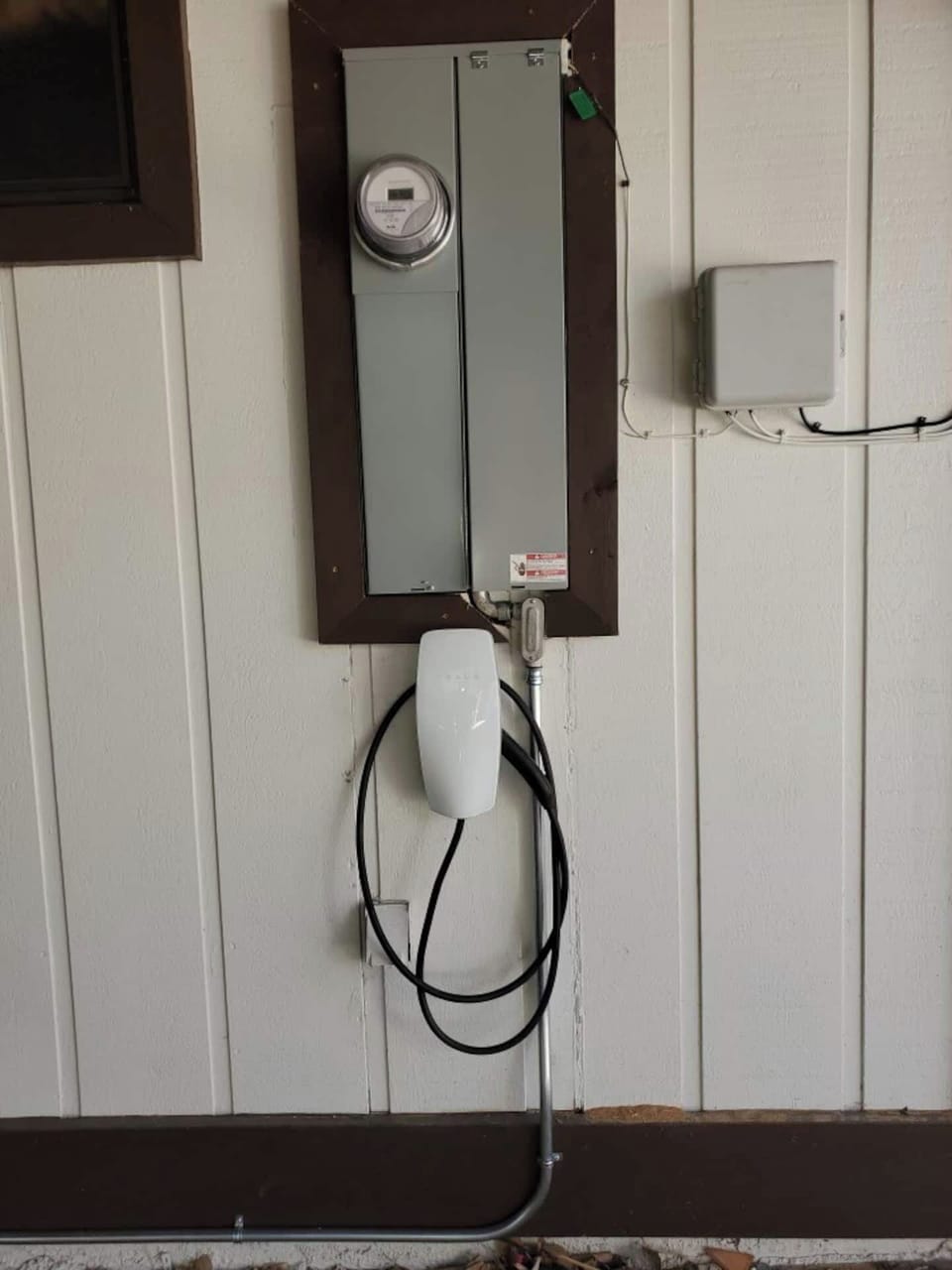 FREE Tesla charger.