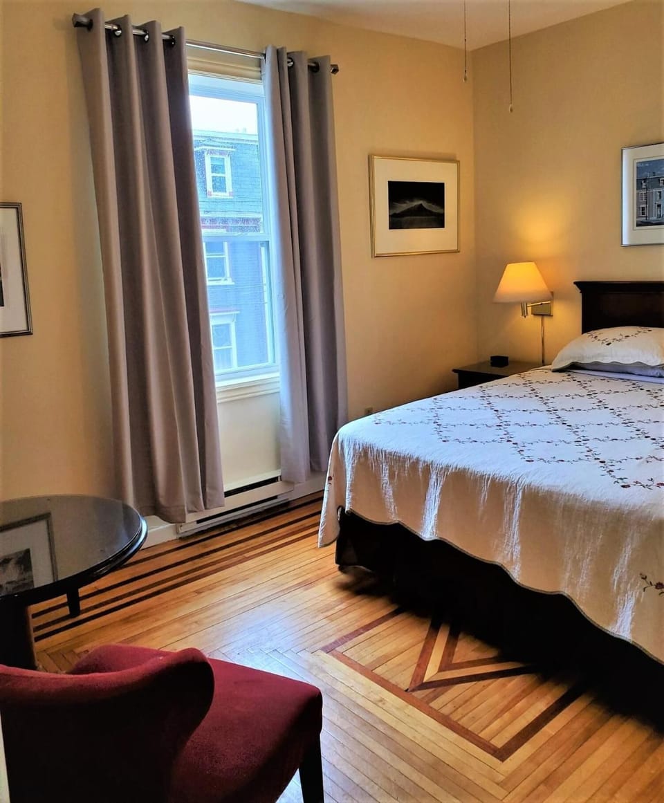 Egyptian cotton sheets, premium bedding, memory foam beds