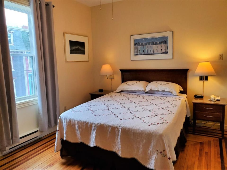 Egyptian cotton sheets, premium bedding, memory foam beds