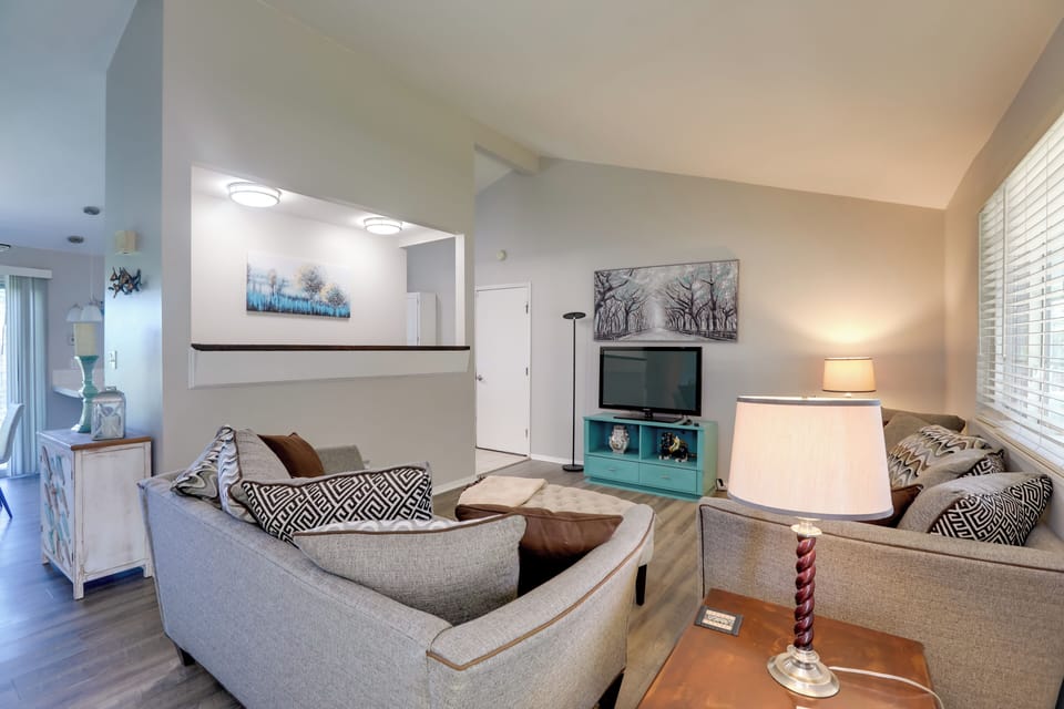 Littleton Vacation Rental | 5BR | 3BA | 2 Steps to Enter | 2,430 Sq Ft