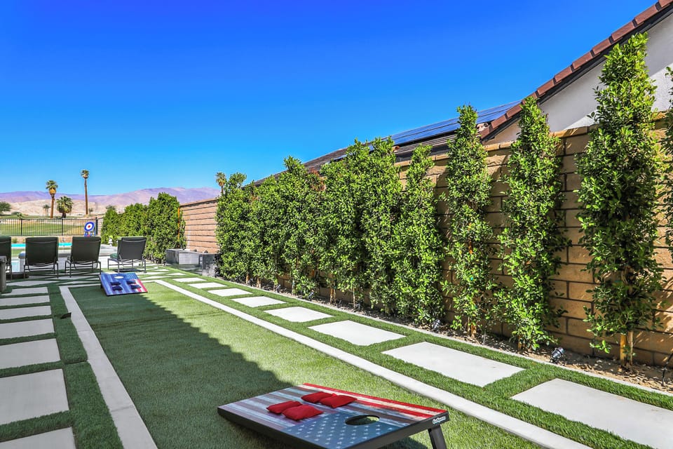 Cornhole, mini golf, pickleball and more for endless outdoor fun.