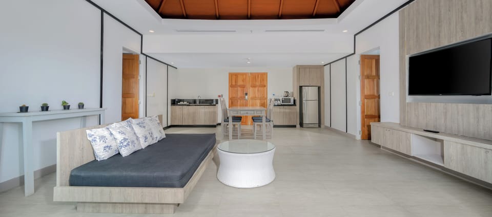 2 Bedroom Pool Villa | Living room | 29-inch flat-screen TV with satellite channels, TV