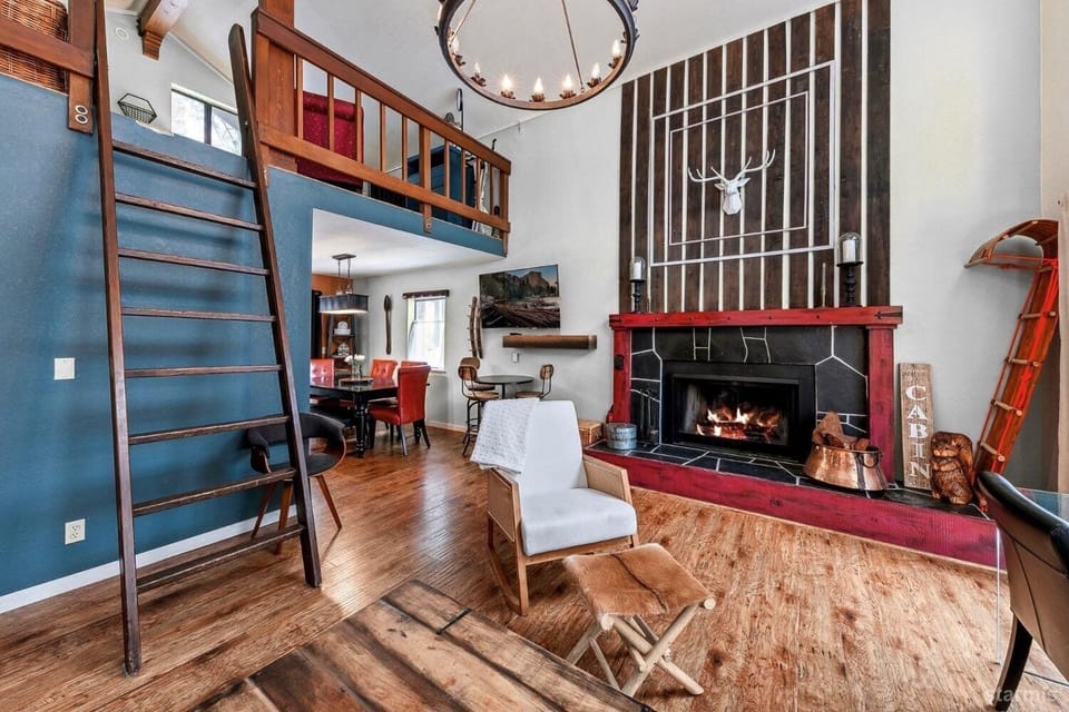Unique Alpine Decor