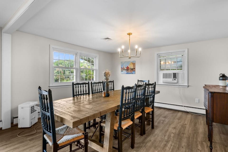 Dining area with plenty of seating
