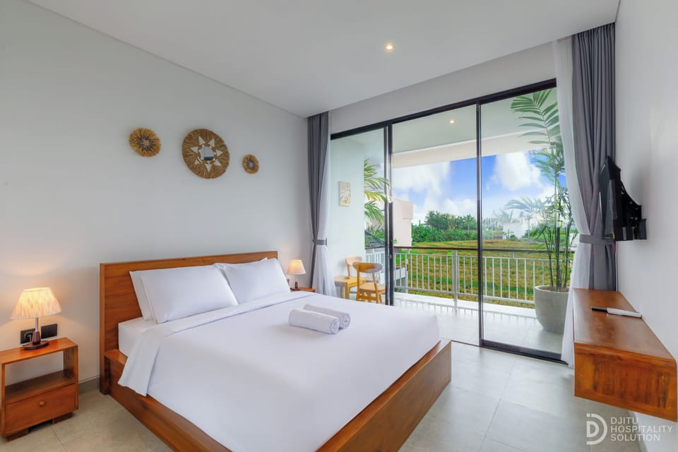 Double Room, Pool View | Free WiFi