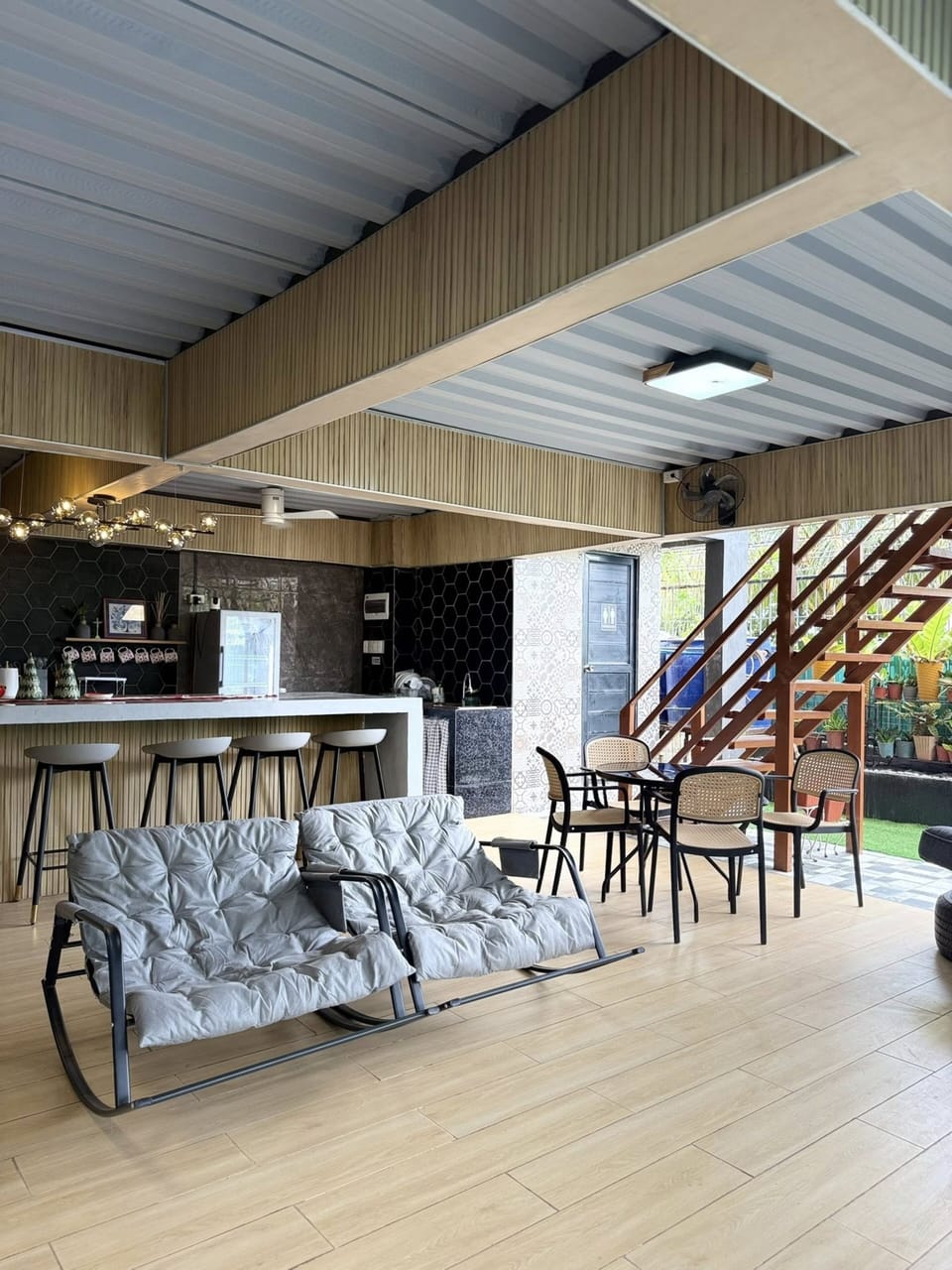 Comfort House, 1 Bedroom, Private Pool, Garden Area | Living room | 58-inch Smart TV with digital channels, books