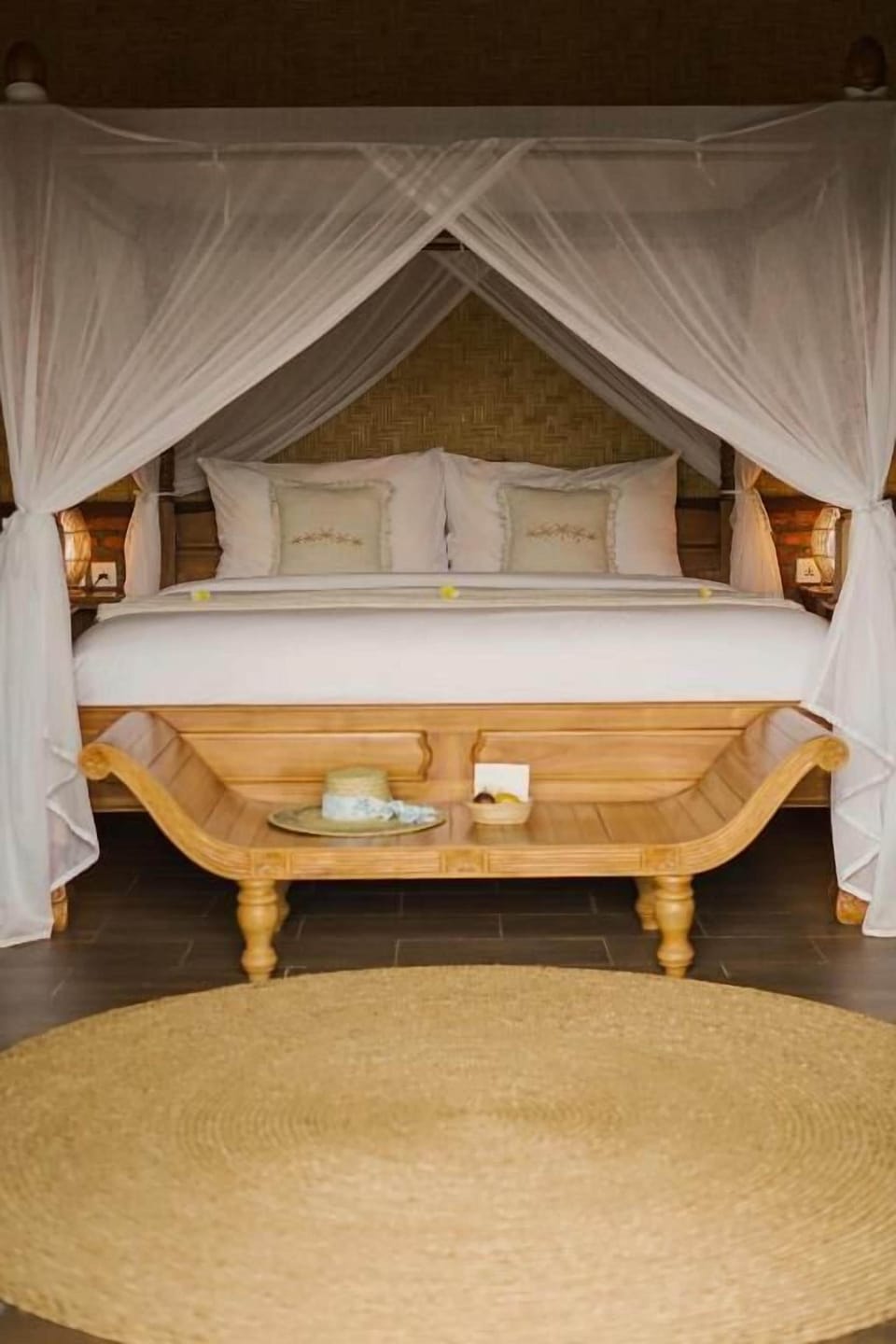 Deluxe Room, Balcony, Garden View | In-room safe, free WiFi