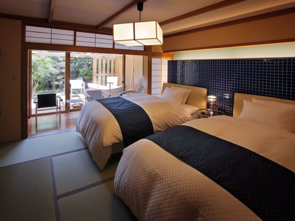 Twin Room | In-room safe, WiFi (free)