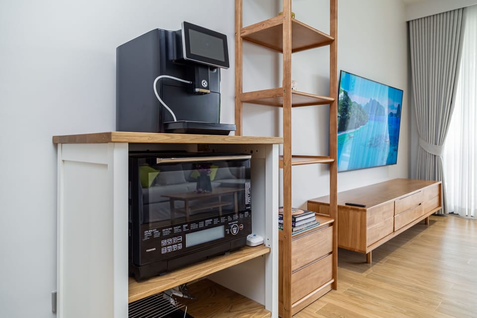 Apartment, 2 Bedrooms, Balcony | Private kitchen | Fridge, microwave, electric kettle