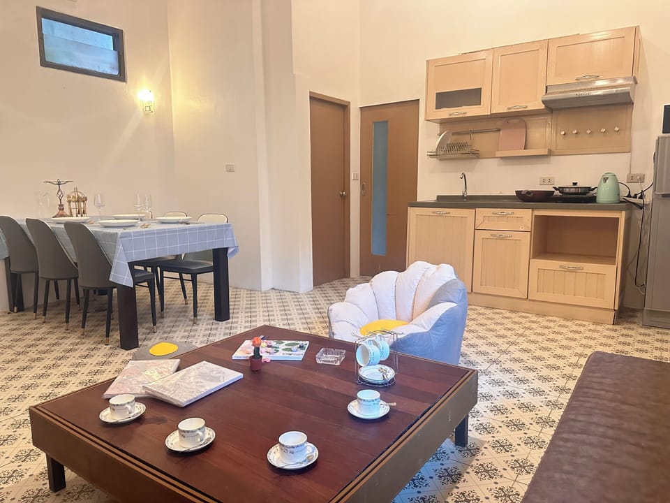 Family Suite, Lanai, Courtyard View | Free WiFi