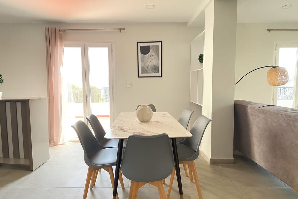 Apartment | In-room dining