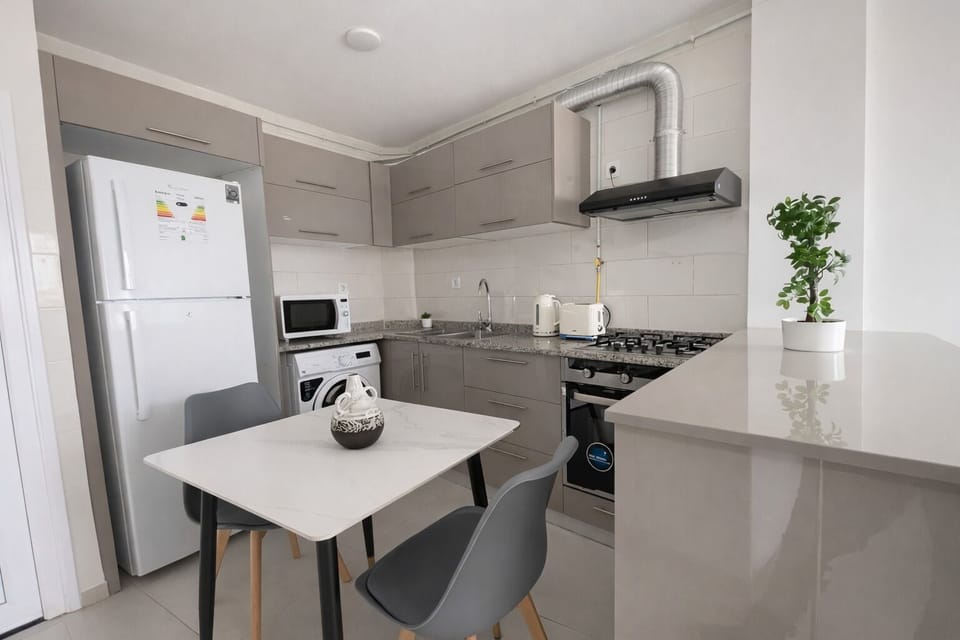Apartment | Private kitchen | Fridge, microwave, oven, stovetop