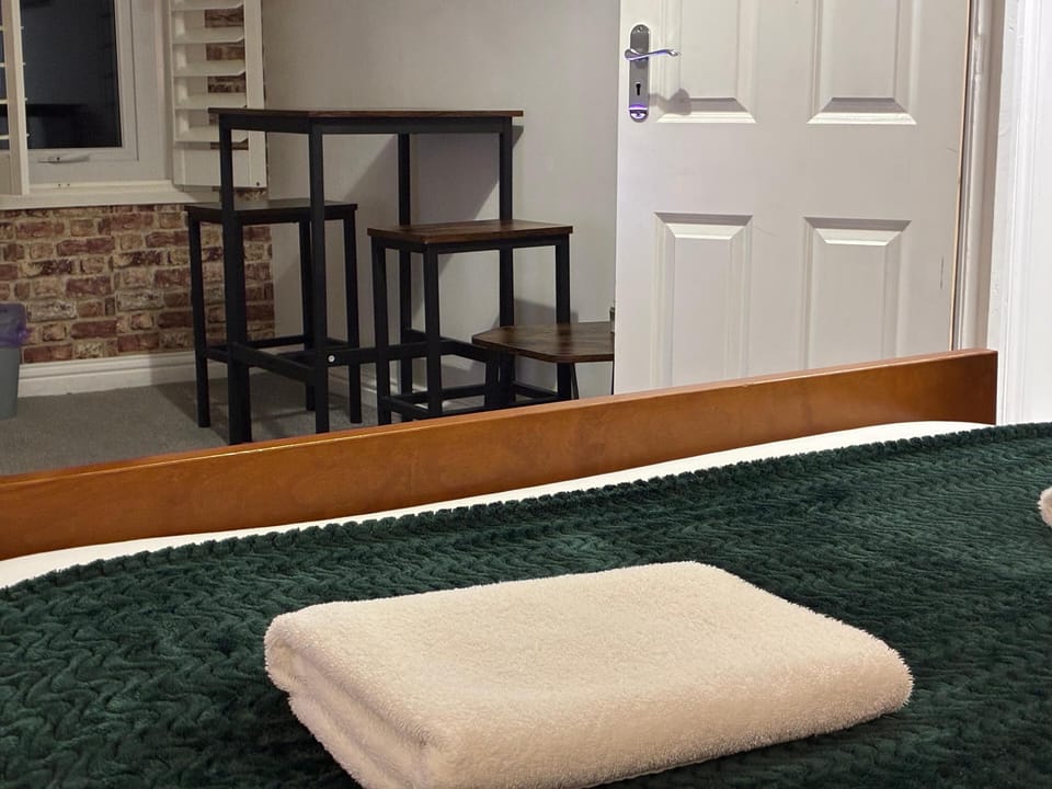 Loft 2bed Appartment with EVCharger Apartment in Portsmouth
