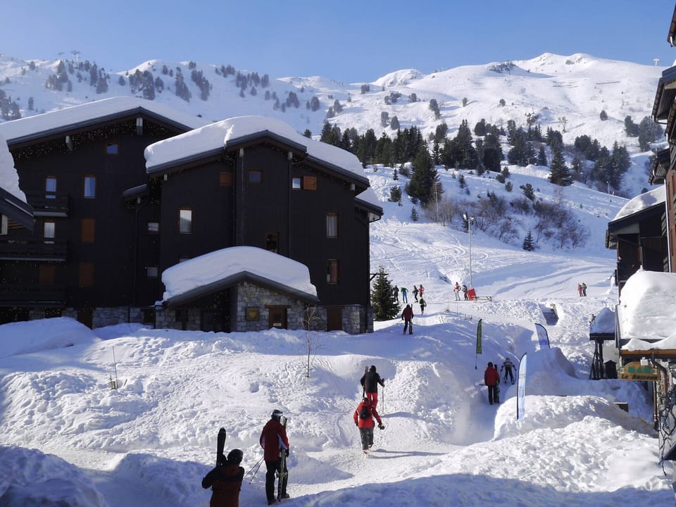 Snow and ski sports