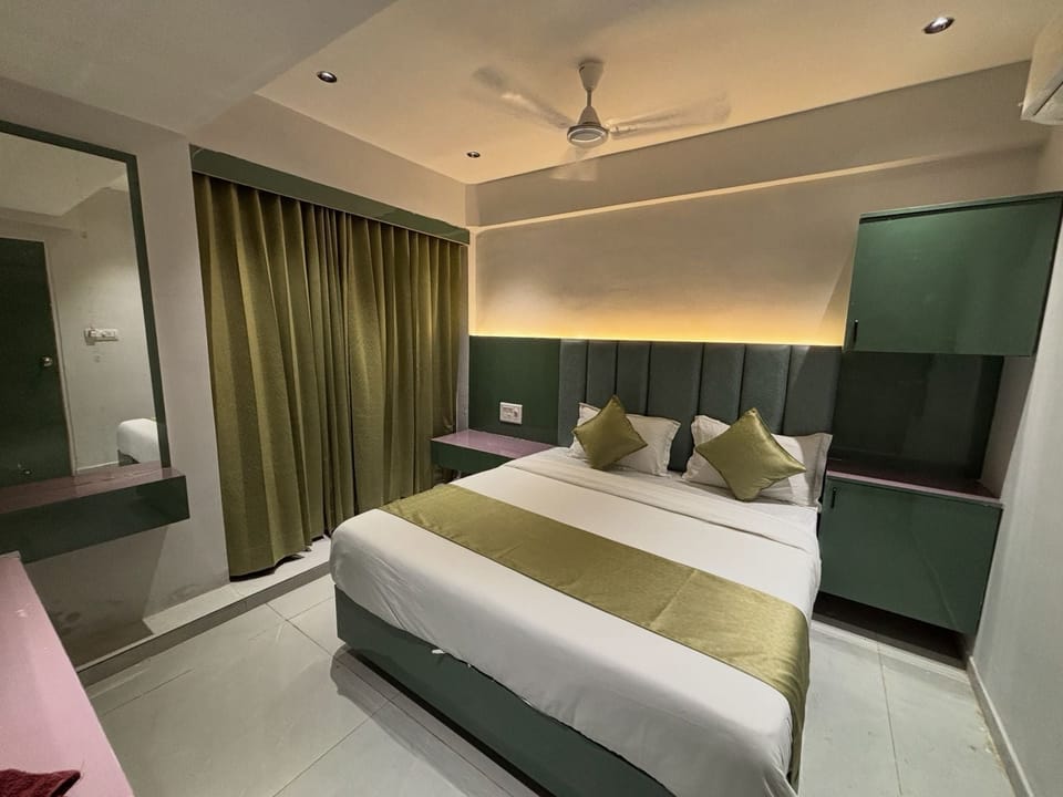 Classic Double Room, City View | Free WiFi