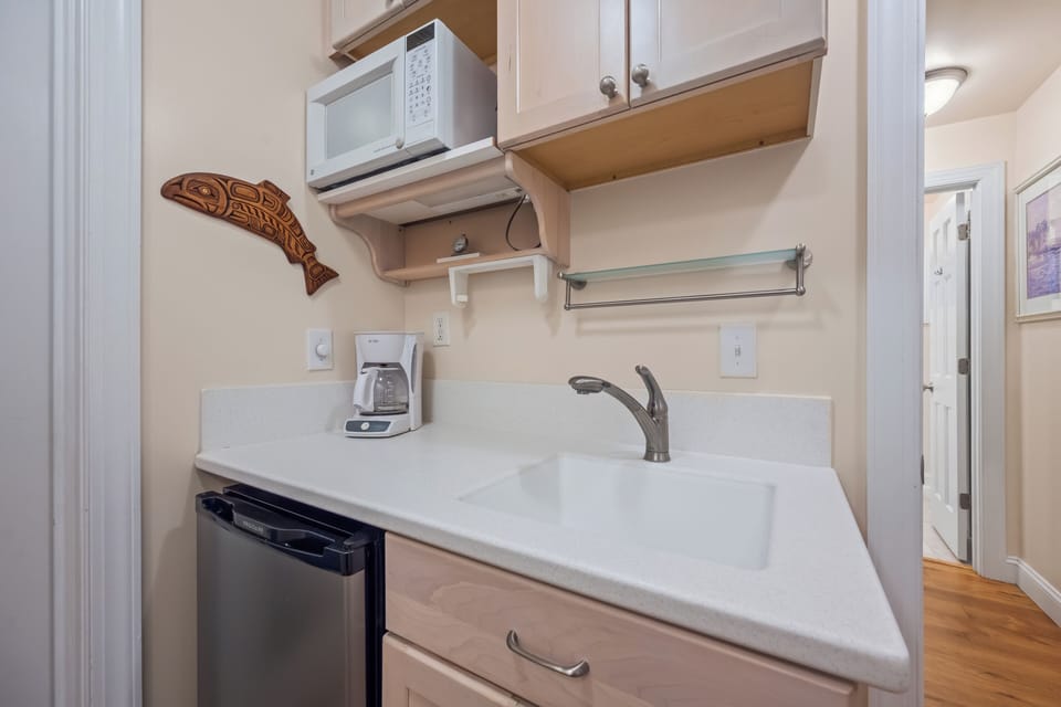 Wet Bar