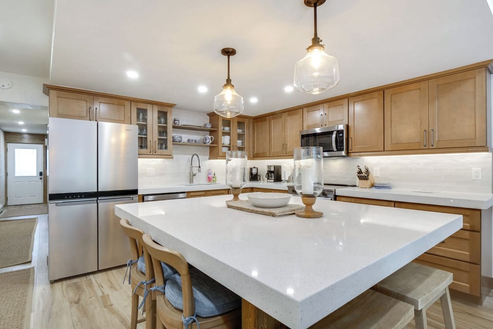 Apartment (3 Bedrooms) | Front of property
