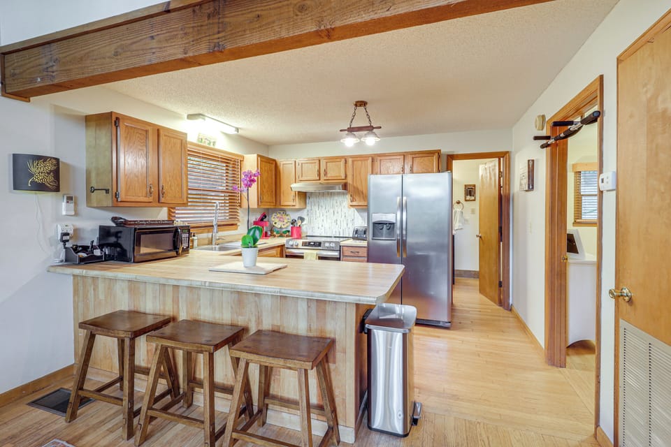 House (2 Bedrooms) | Interior