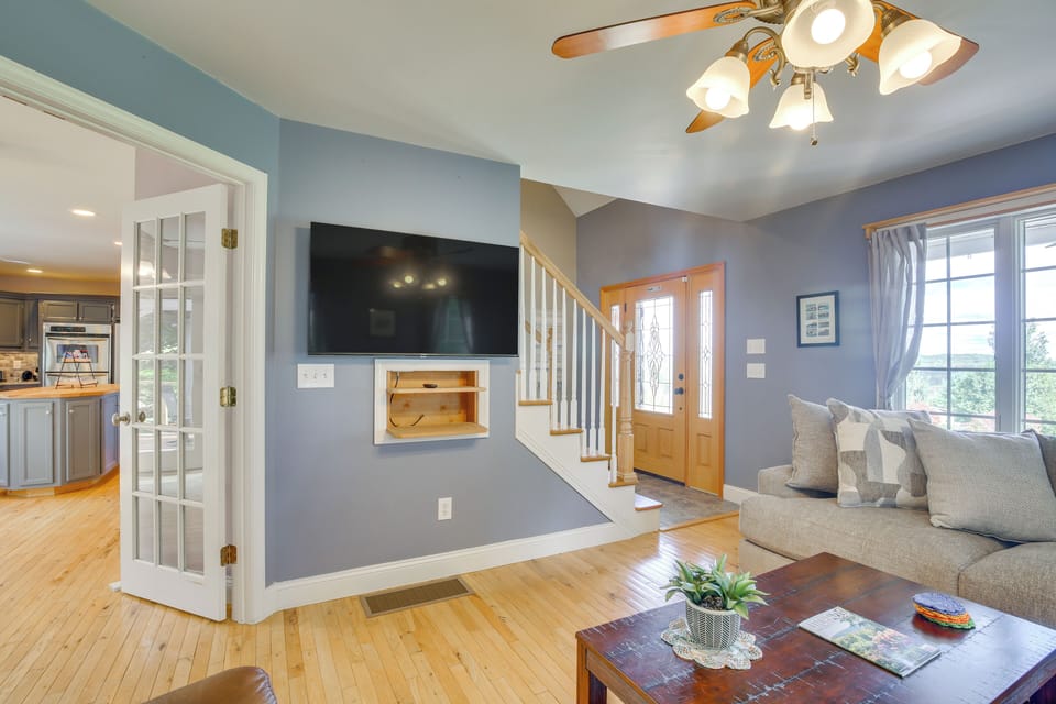 House (3 Bedrooms) | Interior