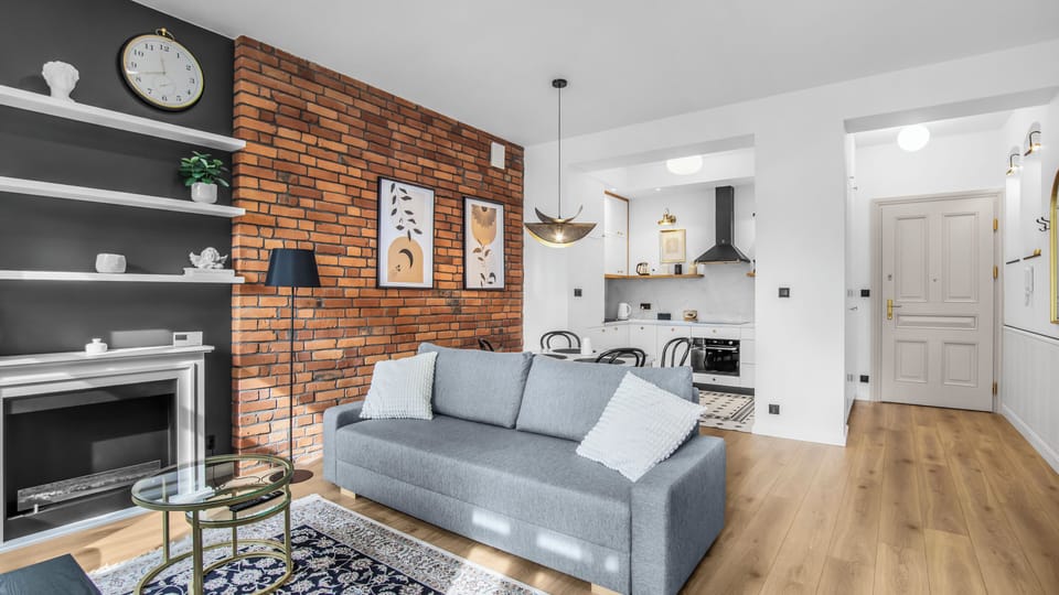 Apartment (4) | Living area | Flat-screen TV