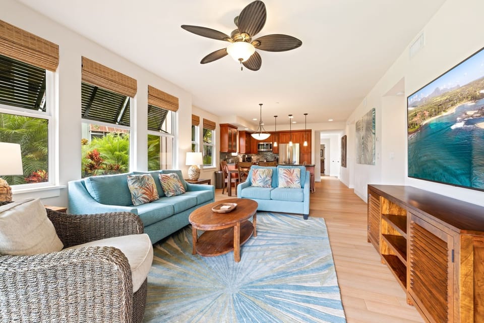 Condo, 3 Bedrooms | Living area | Smart TV