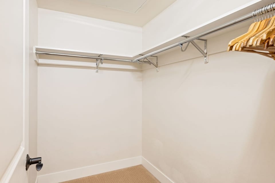 Condo, 3 Bedrooms | Interior