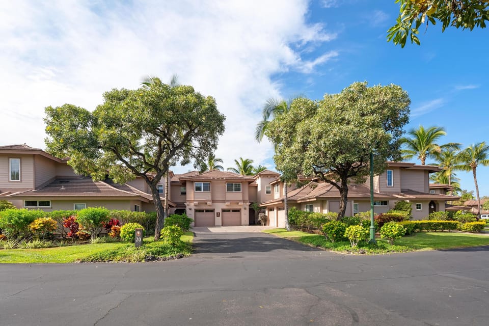 Condo, 2 Bedrooms | Exterior