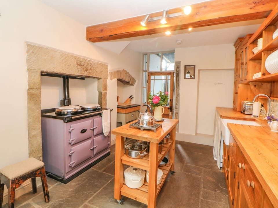 Fridge, microwave, dishwasher, toaster