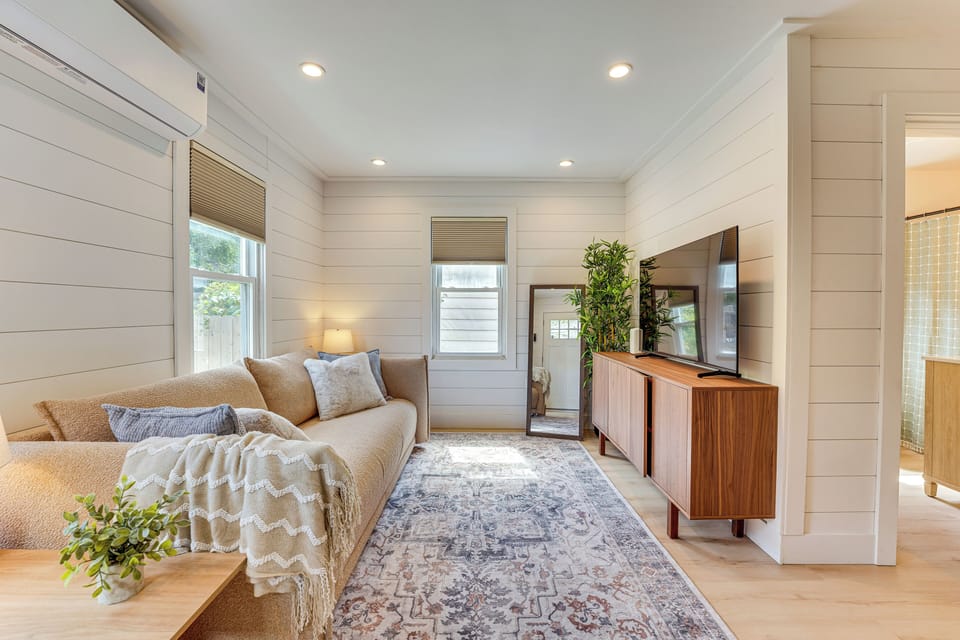 House (0 Bedroom) | Interior