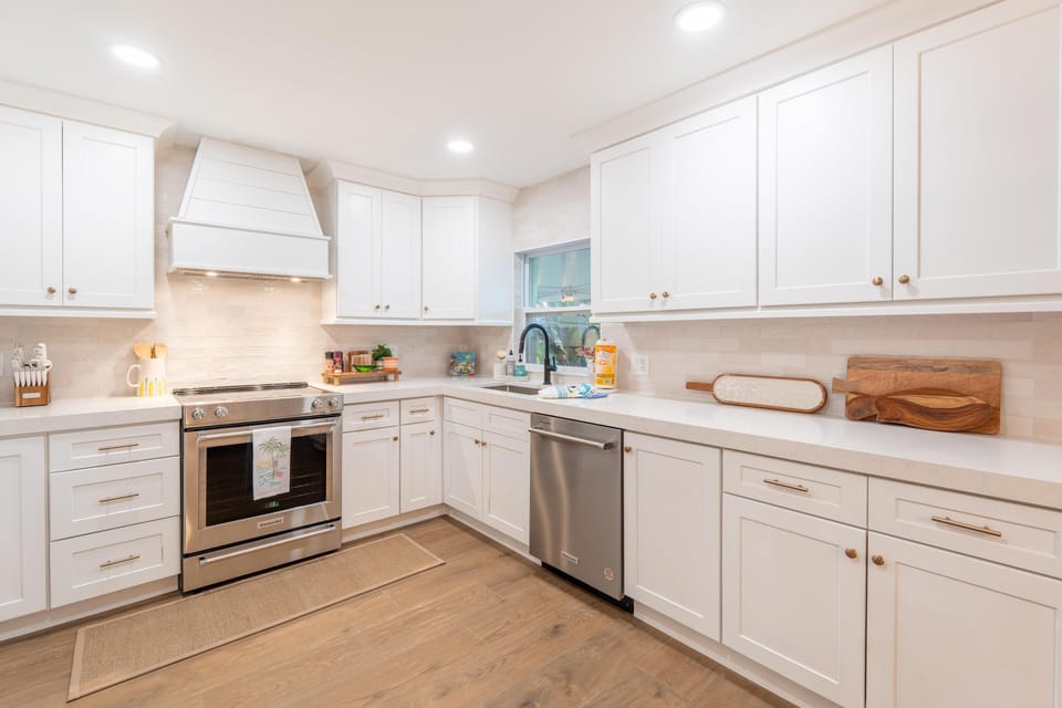 House, Multiple Beds (Ibis Island Escape) | Private kitchen