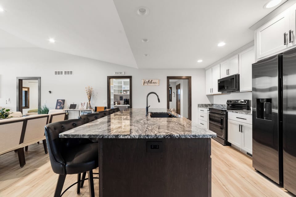 Kitchen Side