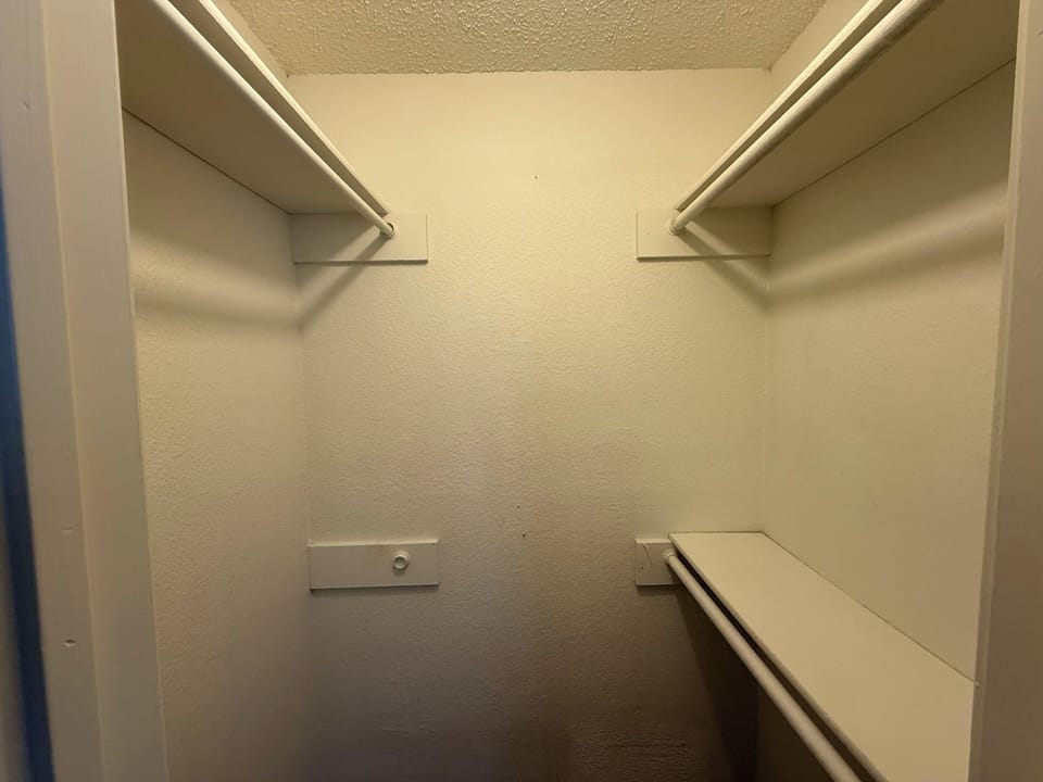 Walk in closet