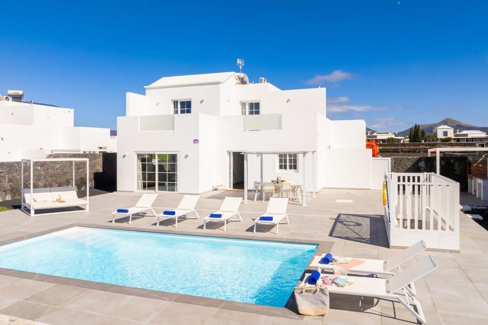 Beautiful villa with private pool and terrace