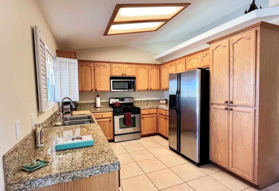 Full kitchen has everything you need to prepare meals at home. 