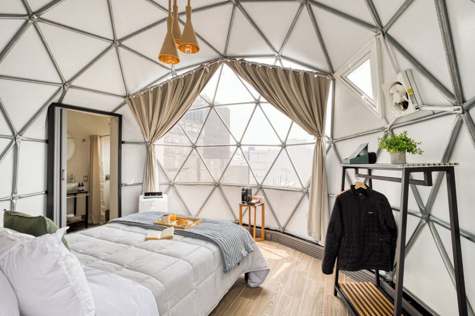 Comfort Room, City View | Free WiFi