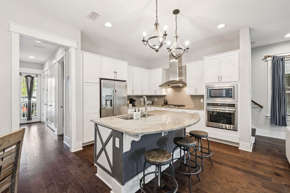 Theres room for 3 at the kitchen island