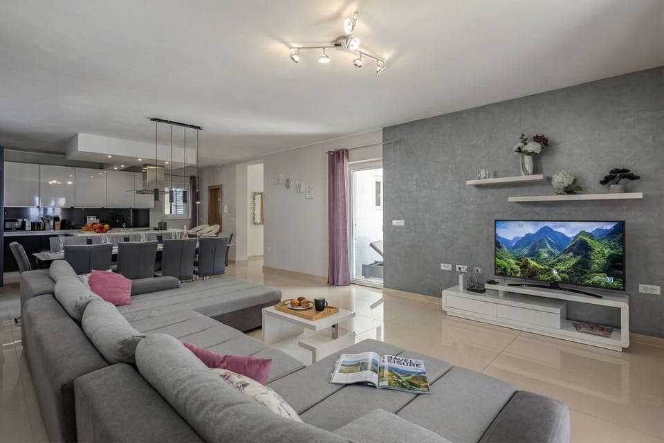 Living and dining room