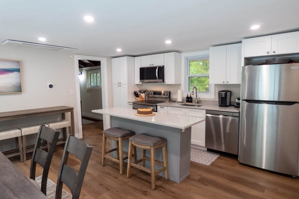 Large eat in kitchen.