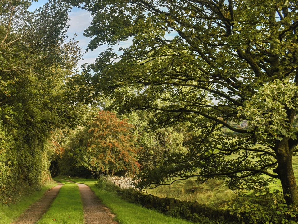 Surrounding area | Quarry Cottage, Barnoldswick