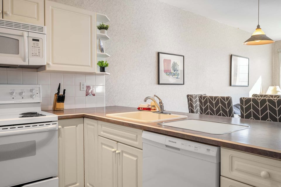 Fully stocked kitchen