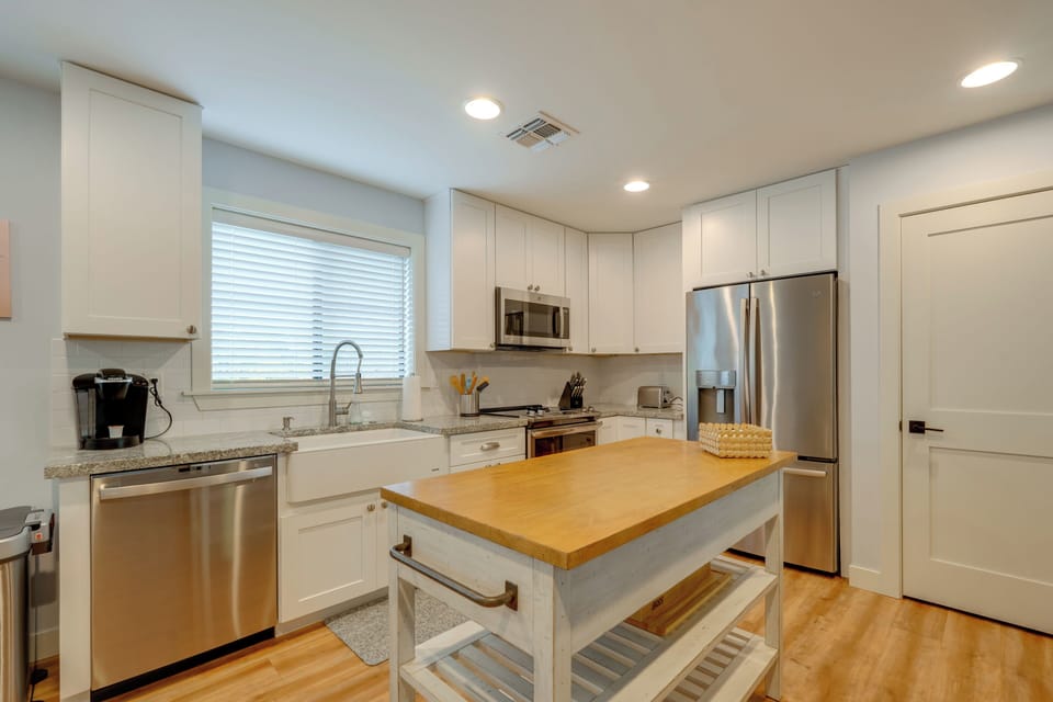 Kitchen | Keurig Coffee Maker