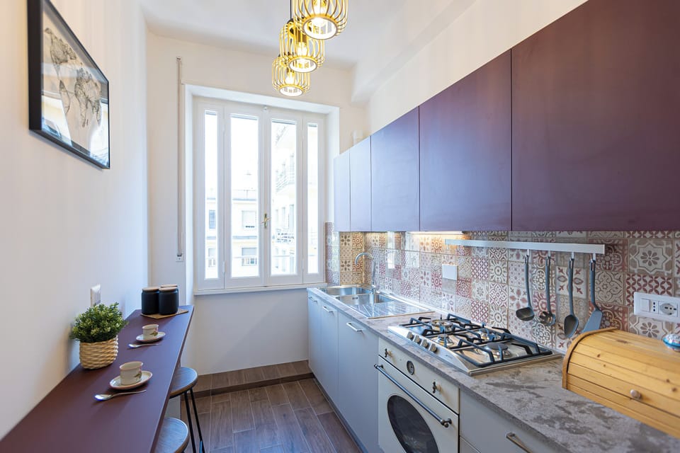 Apartment | Private kitchen | Microwave, dishwasher, espresso maker, electric kettle