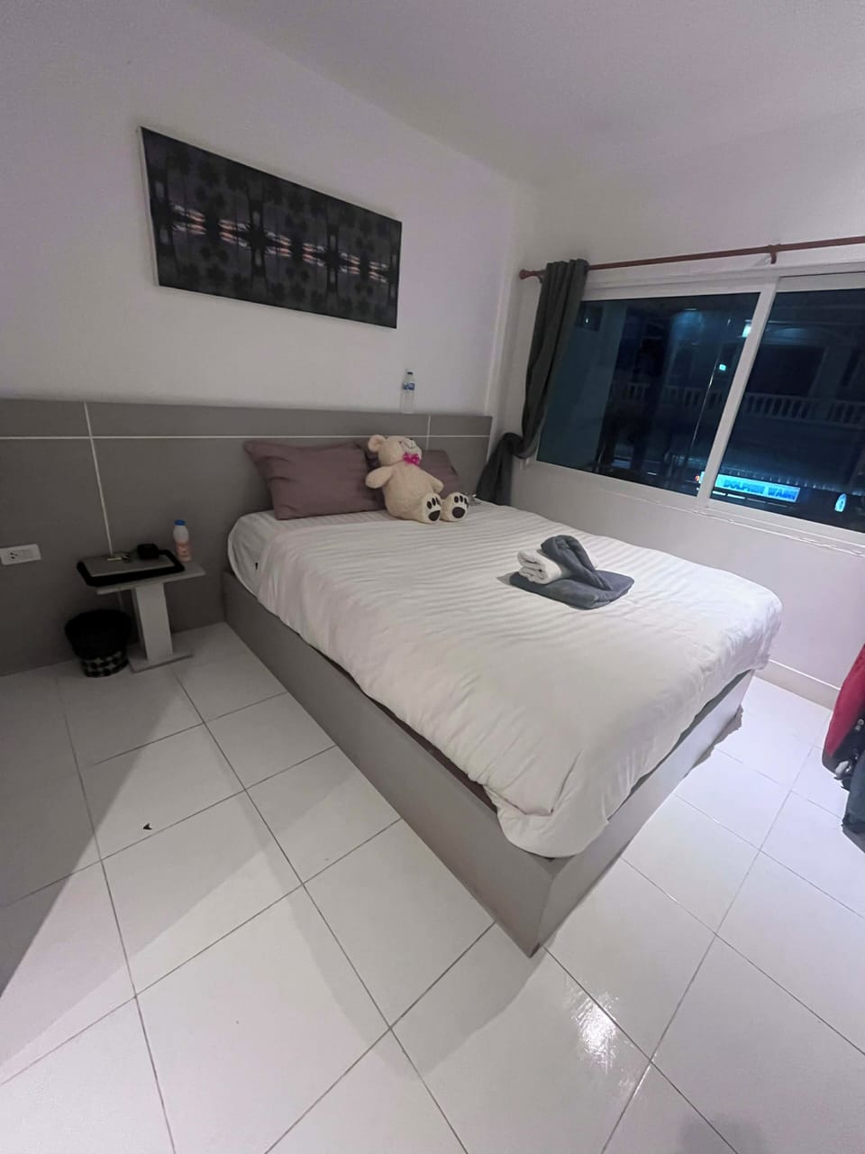 Comfort Double or Twin Room | In-room safe, laptop workspace, free WiFi