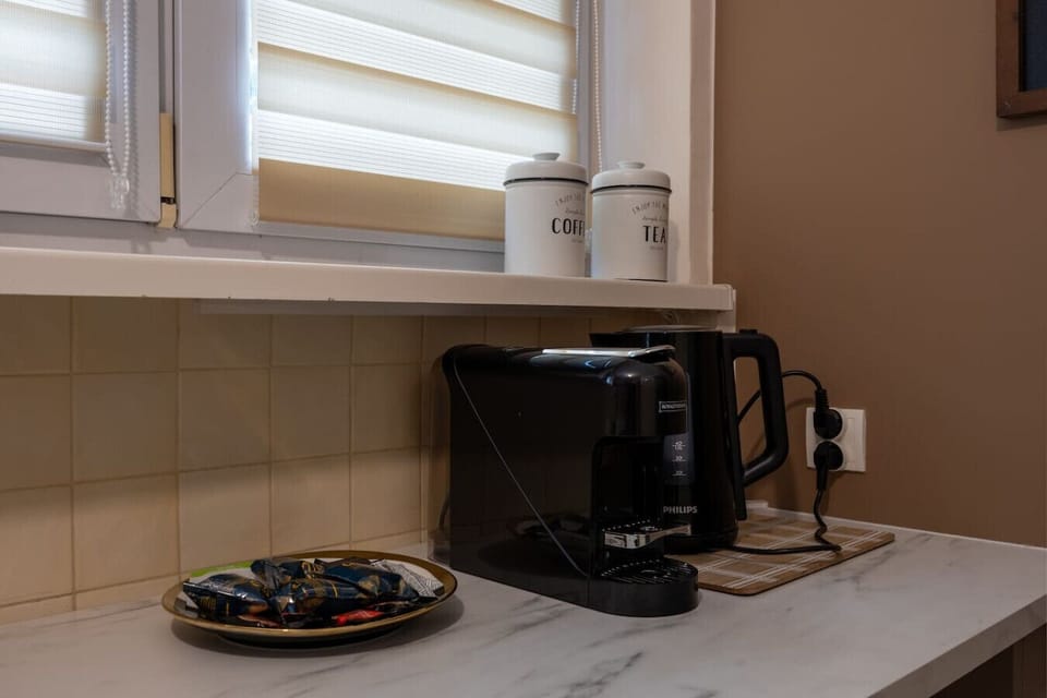 Fully Equipped Kitchen | Book Now with RENTUJEMY.COM